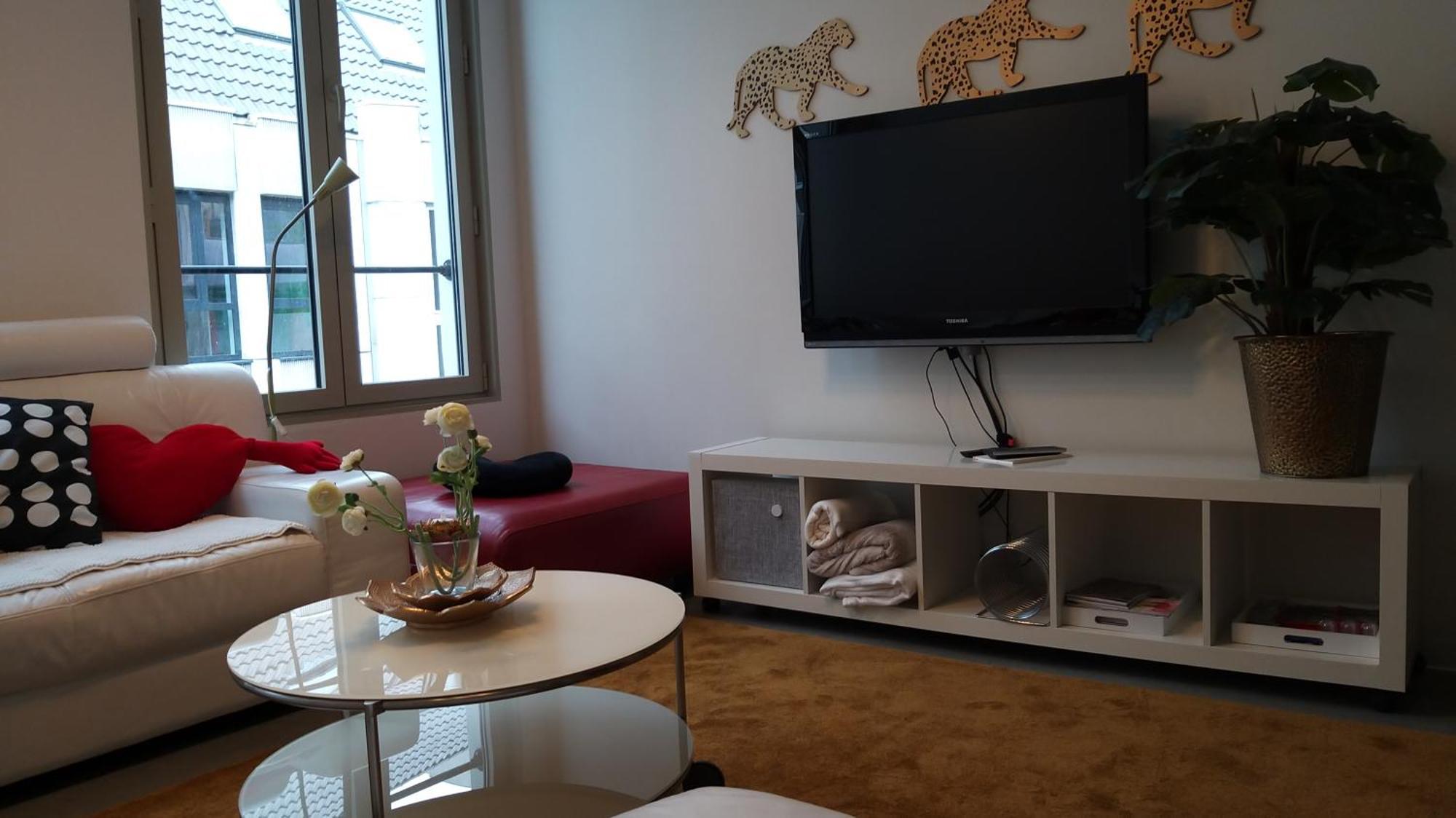 Wellness Loft With Sauna, Jacuzzi, Roof Terrace & Amazing View Appartement